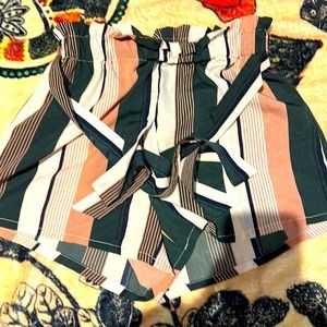 SHEIN Shorts with Tie